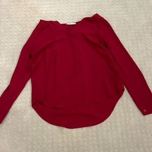 Red long sleeve red top